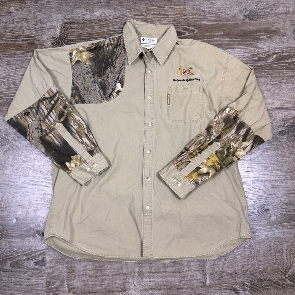Columbia Mens XL Shirt Tan Camo Duck Embroidered Hunting Button Up Long Sleeve